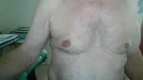 Snapshot of comeonmymouth chatting on March 8, 10:56 pm comeonmymouth online show from March 8, 10:56 pm