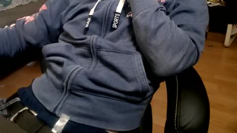 Snapshot of commanderchip chatting on February 18, 3:10 pm commanderchip online show from February 18, 3:10 pm