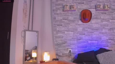 Connor Smith online show from November 12, 1:55 am