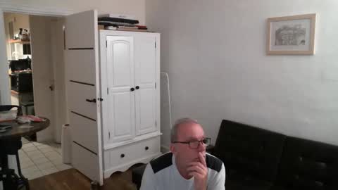 Cool online show from May 10, 7:37 pm