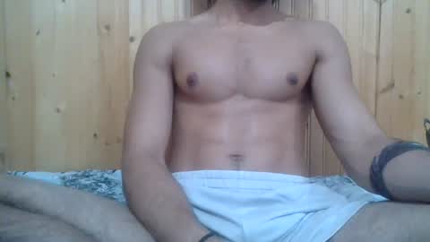 coolboy75289 online show from July 24, 2:09 am