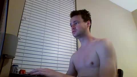 cooldude122222 online show from December 29, 3:22 am