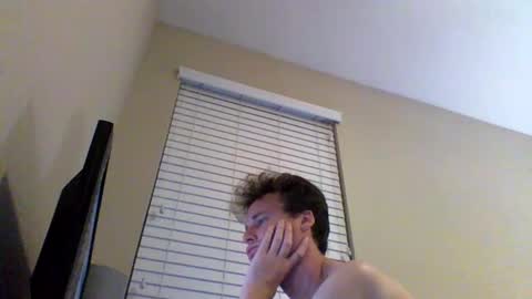 cooldude122222 online show from February 8, 2:36 am