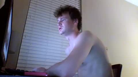 cooldude122222 online show from February 28, 3:15 am