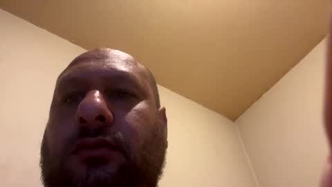 coolosse333004 online show from May 26, 9:33 pm