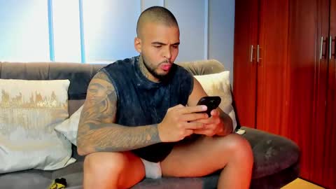 DaveMonsalve online show from September 28, 5:33 pm