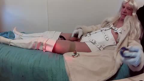 corsetnboots online show from March 6, 5:43 pm