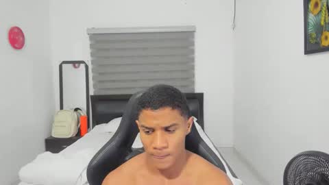 Ethan  online show from February 13, 1:34 am