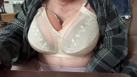 Counrt1234 online show from May 24, 11:16 am