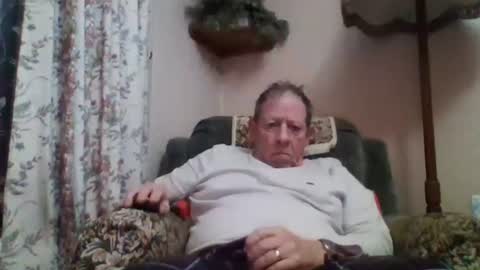 courieral1 online show from February 17, 5:58 am