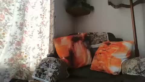 courieral1 online show from September 13, 2:18 pm