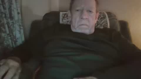 courieral1 online show from November 20, 6:24 am