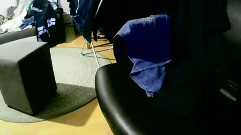 coyote017 online show from November 29, 9:00 am