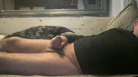 crapaud75018 online show from January 1, 3:23 am