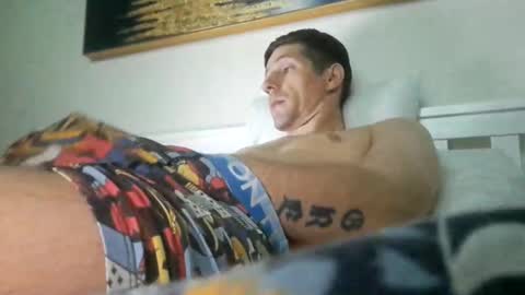 crazy20241987 online show from February 25, 1:20 am