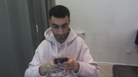 crazy online show from January 4, 5:37 pm