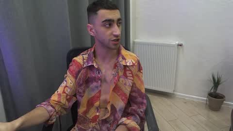 crazy online show from January 19, 8:19 pm