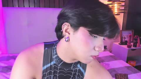 creamy_angelo online show from October 8, 9:30 pm