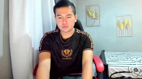 BareCreamyCum online show from January 30, 6:24 am