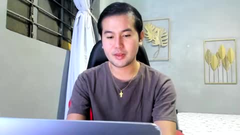 BareCreamyCum online show from December 31, 3:20 pm