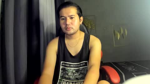 BareCreamyCum online show from December 28, 4:19 am