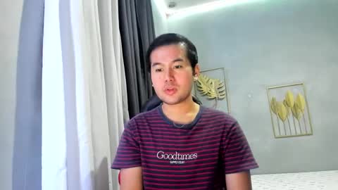 BareCreamyCum online show from January 1, 6:27 pm