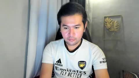 BareCreamyCum online show from January 8, 12:17 am