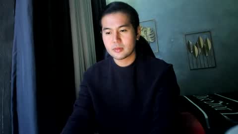 BareCreamyCum online show from December 25, 3:17 pm