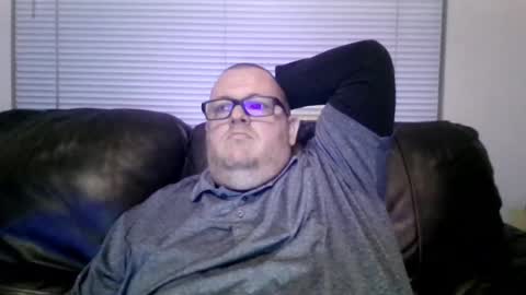 The hopeless romantic online show from February 19, 8:33 am