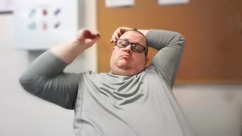 The hopeless romantic online show from February 8, 1:33 am