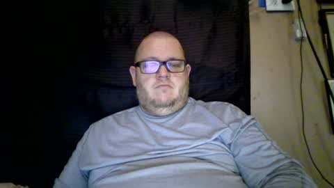 The hopeless romantic online show from January 17, 8:59 pm