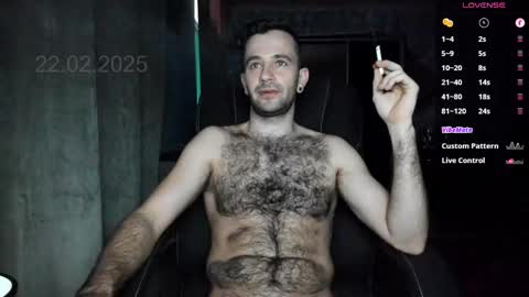 Snapshot of crissstud chatting on February 22, 5:23 am Criss online show from February 22, 5:23 am