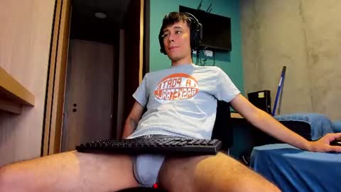 Cristian  online show from June 18, 9:53 pm
