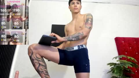Snapshot of cristopher23_ chatting on March 6, 8:16 pm cristopher23  online show from March 6, 8:16 pm