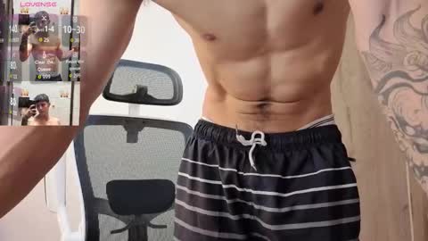 cristopher23  online show from November 26, 6:11 pm