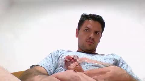 cristopher3042 online show from December 7, 3:14 am