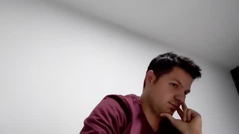 cristopher3042 online show from January 29, 1:37 am