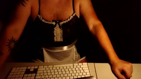 Insta theramonacrowecd online show from November 1, 12:47 am