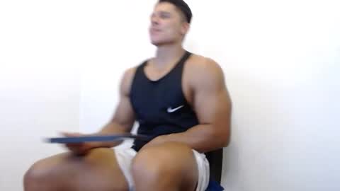 Leo online show from February 8, 5:02 am