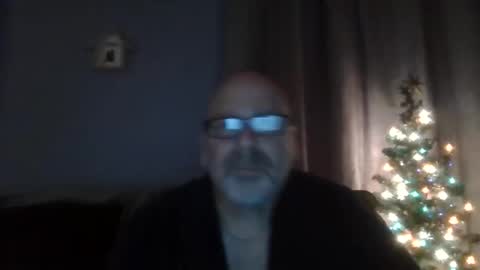 Snapshot of cruising_guy chatting on October 27, 6:16 am fun guy online show from October 27, 6:16 am