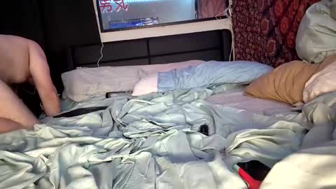 crystaldroffats online show from November 27, 7:23 am