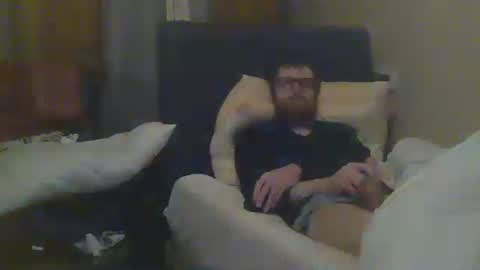 chris online show from December 6, 3:08 am