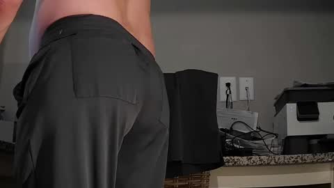 Snapshot of cuban2_slut chatting on October 24, 1:24 pm Cubantoo online show from October 24, 1:24 pm