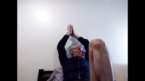 BIG UNCUT HARD COCK online show from December 22, 3:11 pm