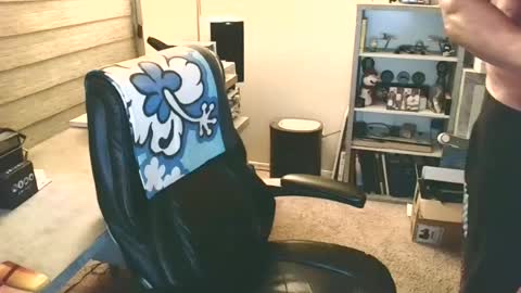 Yup... kinda old but Stop in and say hello online show from June 18, 4:47 am