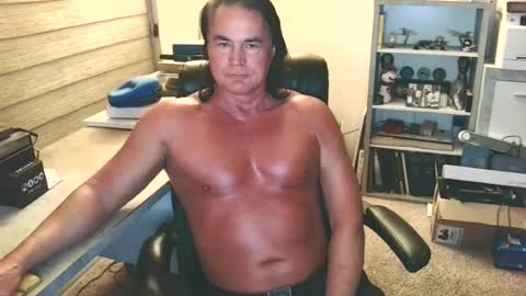 Yup... kinda old but Stop in and say hello online show from June 28, 5:13 am