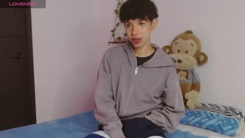 Cuddly online show from July 12, 9:28 pm