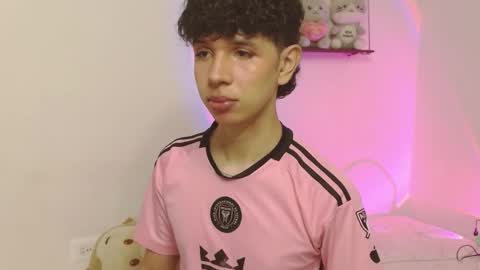 Cuddly online show from February 17, 11:42 am