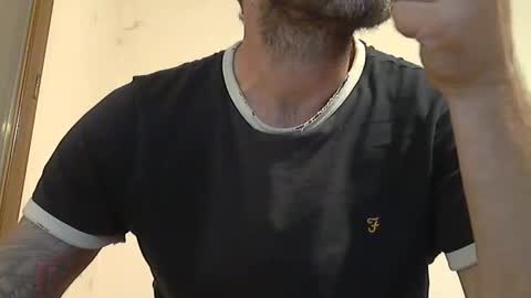 Snapshot of cummincock04 chatting on March 5, 5:50 pm cummincock04 online show from March 5, 5:50 pm