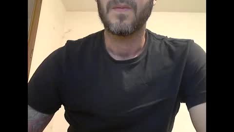 Snapshot of cummincock04 chatting on January 31, 4:06 pm cummincock04 online show from January 31, 4:06 pm